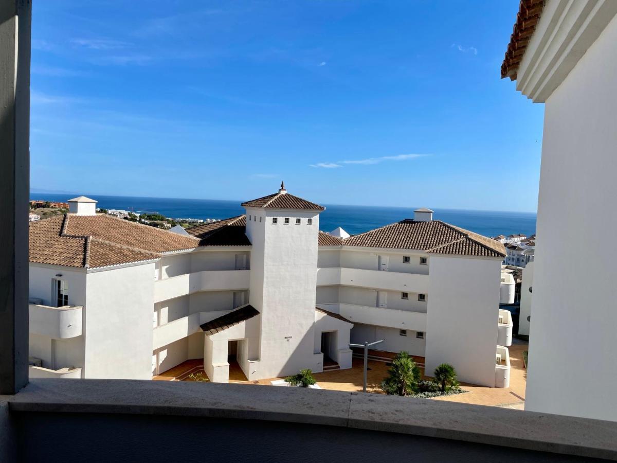 Hill Sea View Apartment Manilva Eksteriør bilde